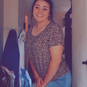 Meet your Posher, Catherine